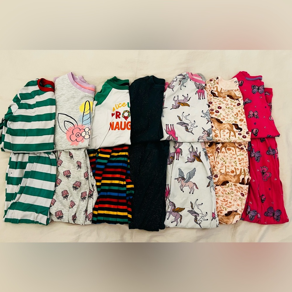 Lot of Girls Longsleeve Pajamas PJs with Matching Pants Size 6-8T